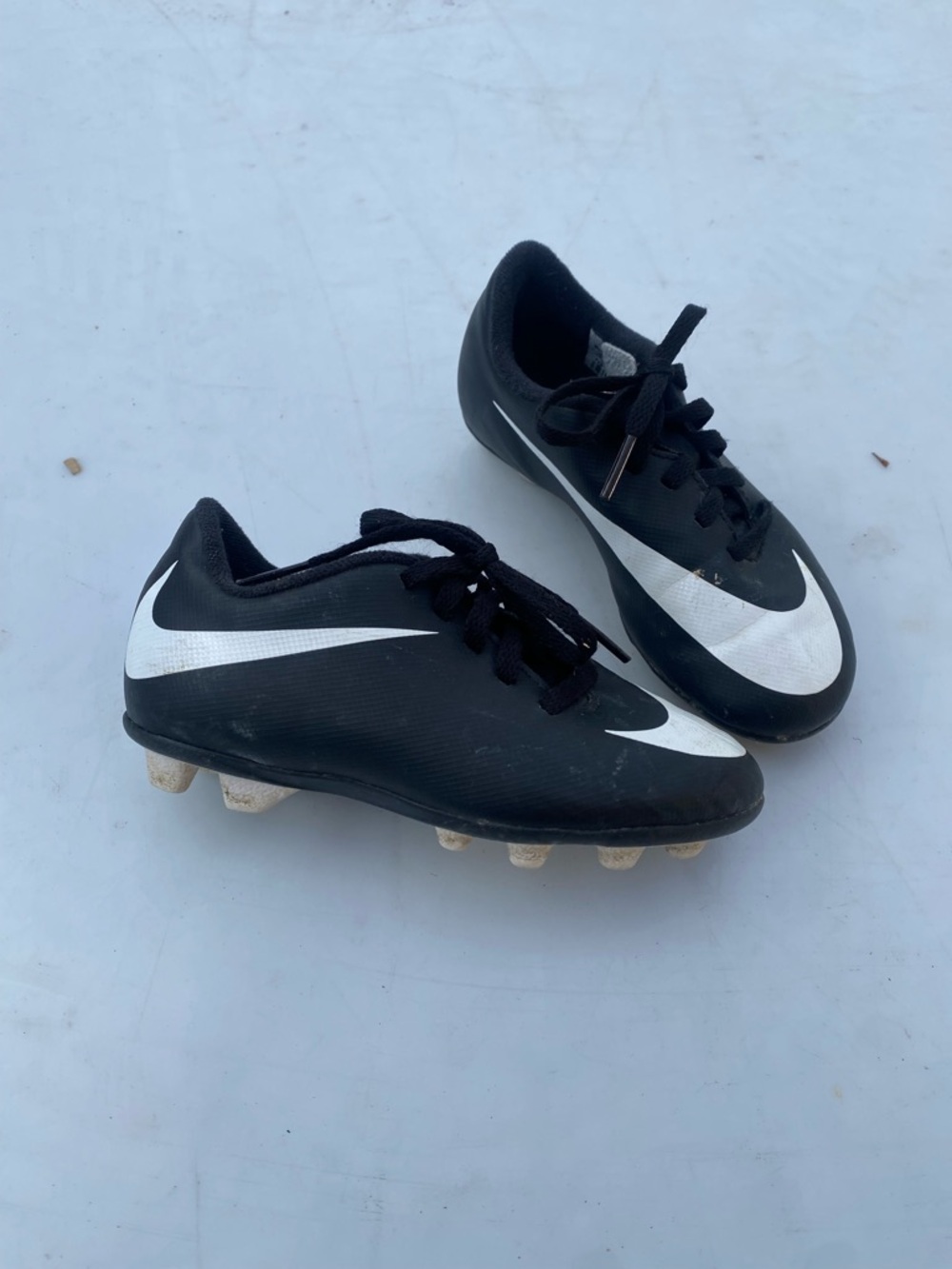 Nike Kids Black and White Soccer Cleats